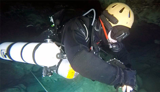 driver_one Dauntsac diver